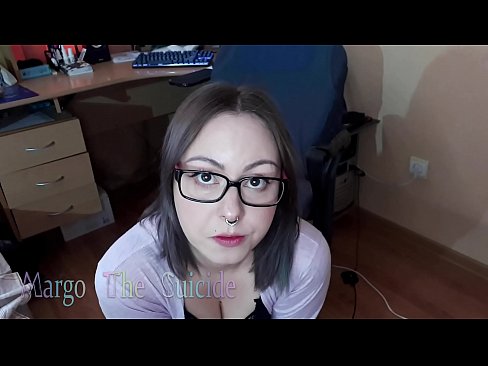 ❤️ Сексуальная Девушка В Очках Глубоко Сосет Фаллоимитатор На Камеру ❤️❌ Анальное порно на нашем сайте ️❤